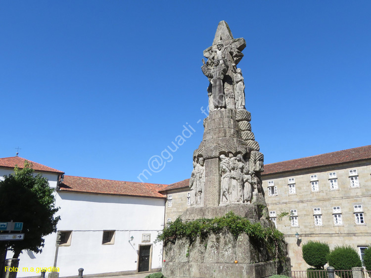 SANTIAGO DE COMPOSTELA (332) Monumento a San Francisco de Asis