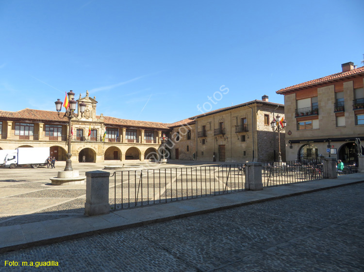 SANTO DOMINGO DE LA CALZADA (131) Plaza España
