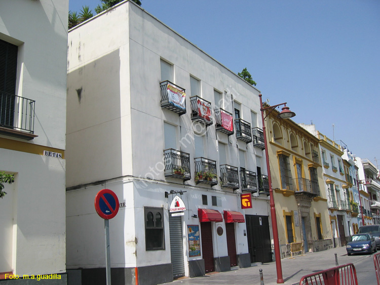 SEVILLA (641) Calle Betis