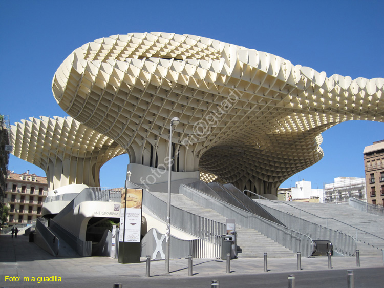 SEVILLA (698) Plaza de la Encarnacion