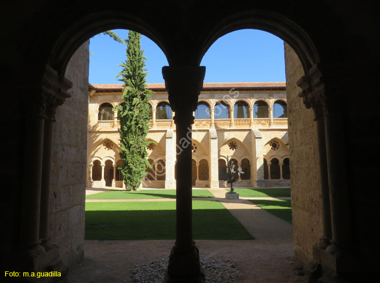 VALBUENA DE DUERO (152) Monasterio de Santa Maria