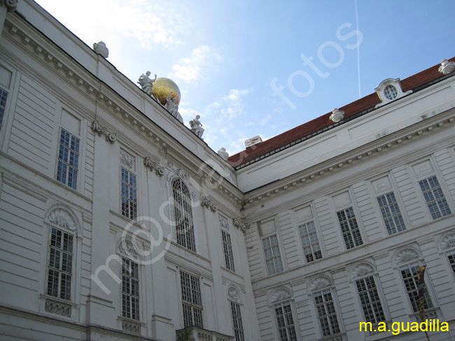VIENA - Hofburg 041 - Plaza de Jose II