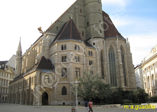 VIENA - Iglesia de los Minoriten 001