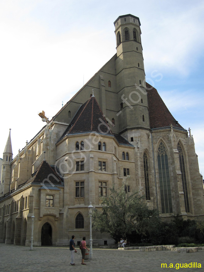 VIENA - Iglesia de los Minoriten 013