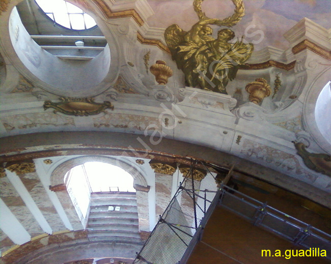 VIENA - Iglesia de san Carlos Borromeo 048 Cupula en restauracion