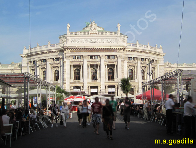 VIENA - Teatro Nacional 001