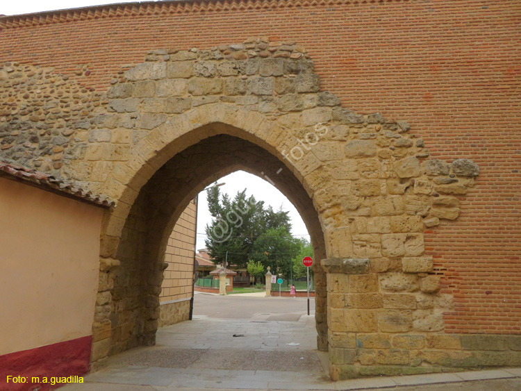 VILLALPANDO (130) Arco de Santiago