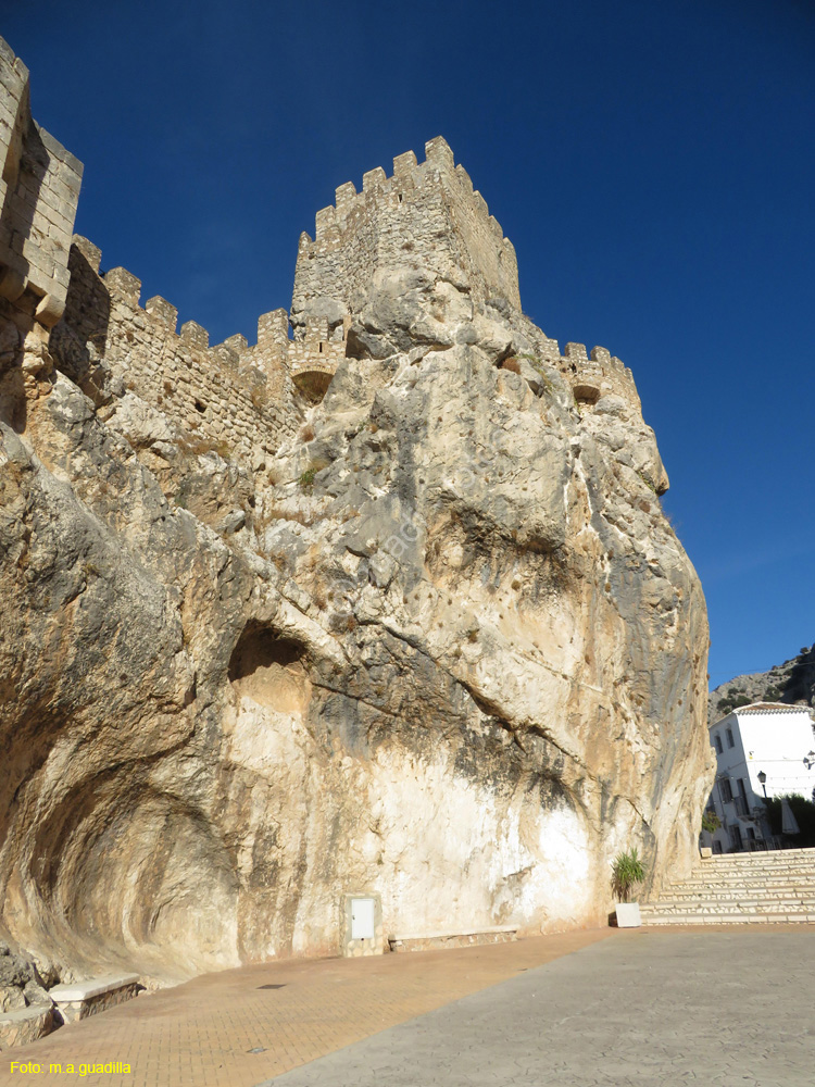 ZUHEROS (115) Castillo